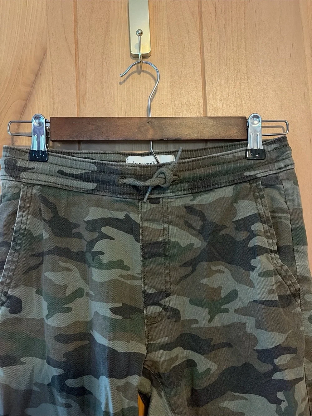 Abercrombie Kids Boys Camouflage Jogger Pants Pull On Elastic Pockets 11/12